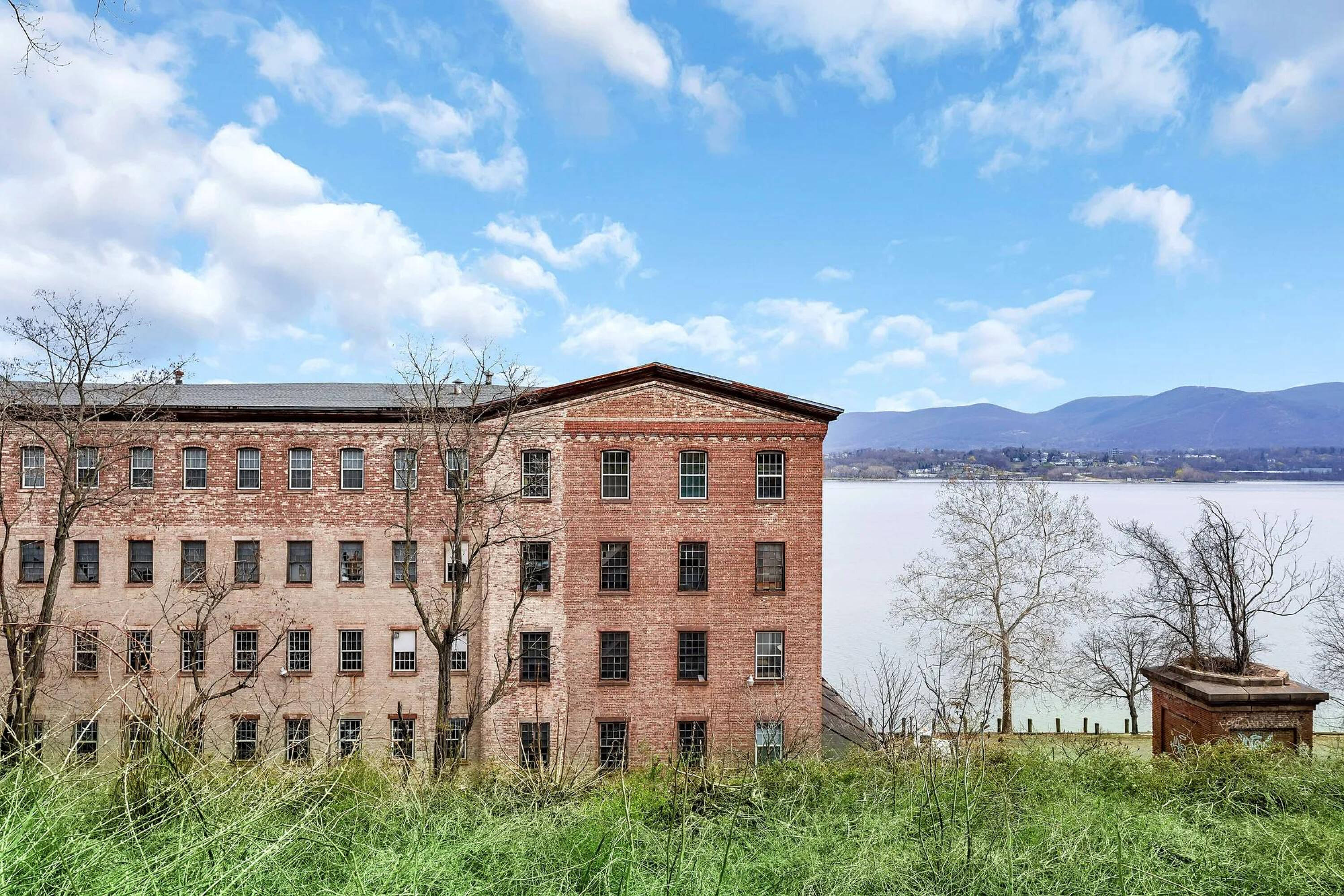 Regal Bag; Newburgh, NY